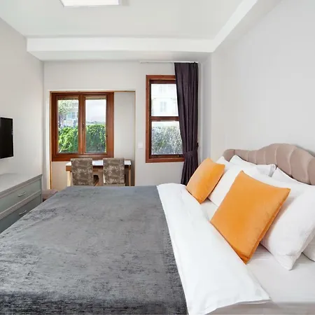 Ipek Ottoman Suites מלון דירות