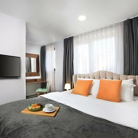 Ipek Ottoman Suites מלון דירות